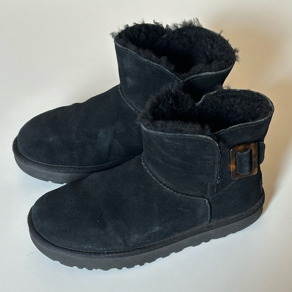 Authentic Ugg Classic Mini Bailey Side Buckle Boots - Picture 4 of 16